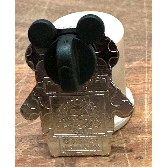 Disney World Pin Hidden Mickey Mouse Trading Pin Authentic Magic Bands 2014 - Picture 3 of 4